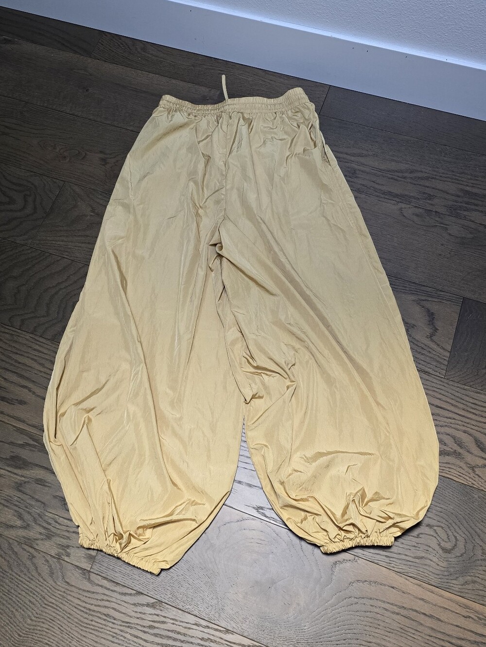 ๐๏ธ Daily Practice Balloon Pants in Straw - Picture 8 of 12